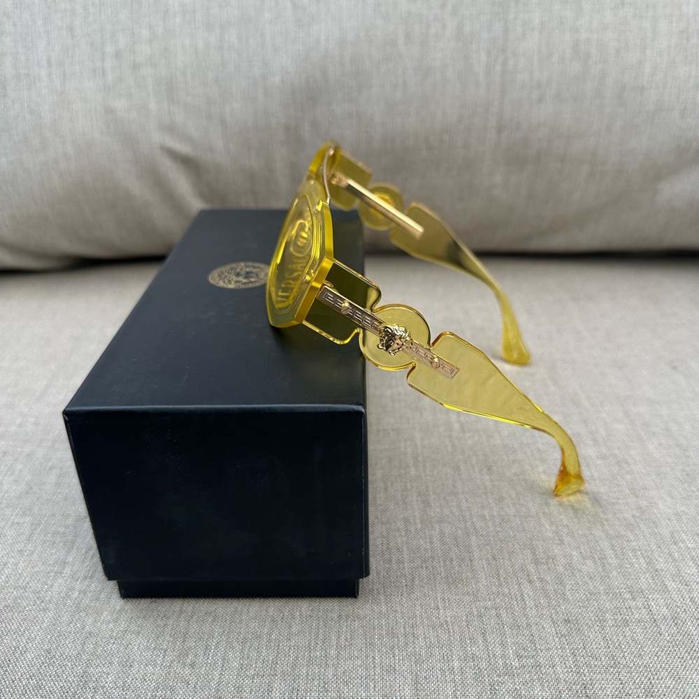 VERSACE BIGGIE SUNGLASSES - Picture 6 of 11